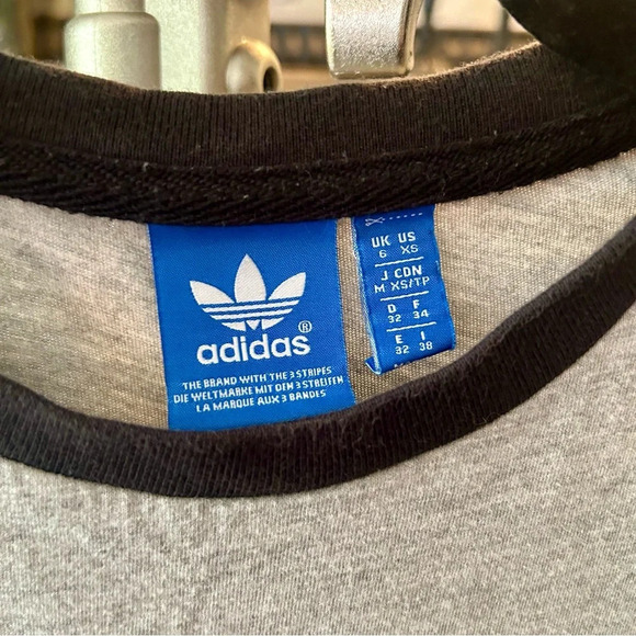 adidas Originals Women's New Cinza Muscle Tee - Picture 6 of 9